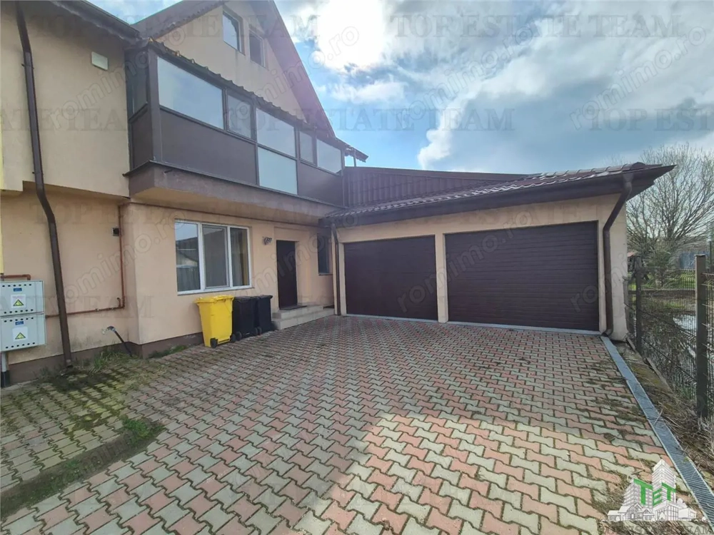 Casa cu panouri solare garaj dublu de inchiriat in Ciorogarla