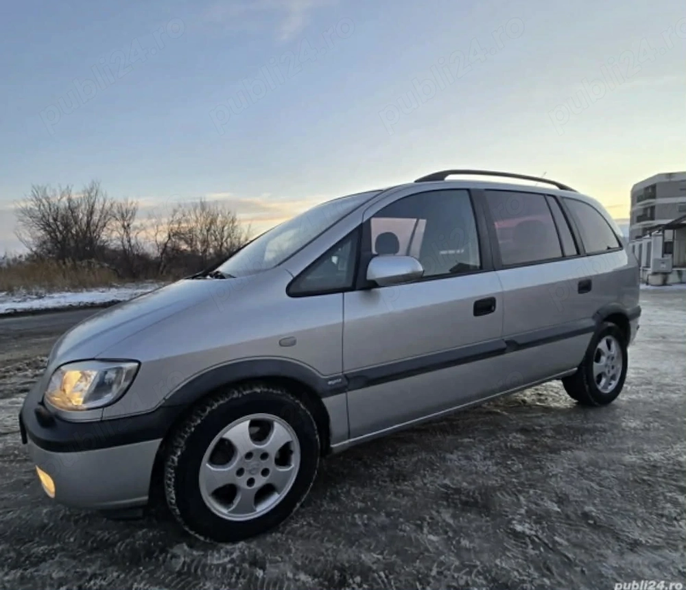Vând Sau schimb Opel Zafira 