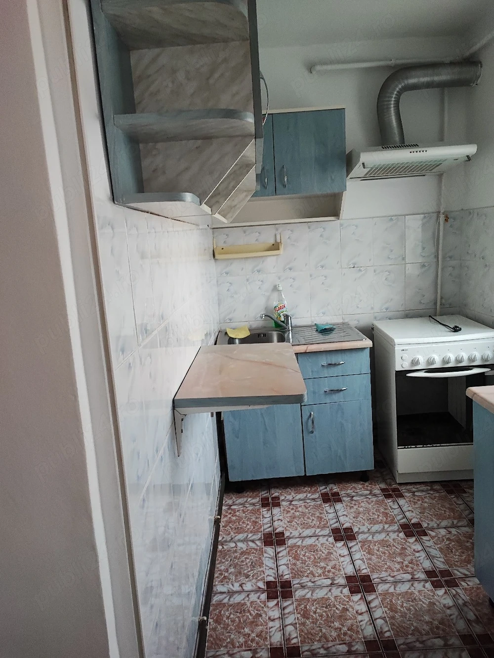 Dau in chirie garsoniera confort 1.