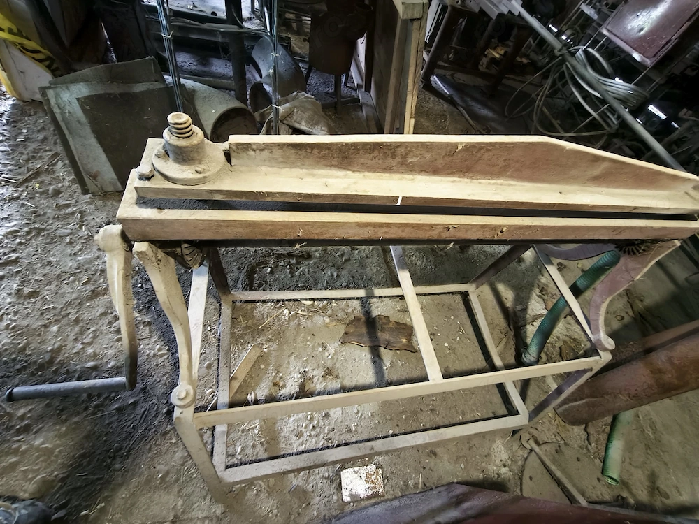 Masina de indoit tabla 