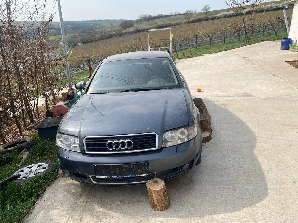 dezmembrez audi a4