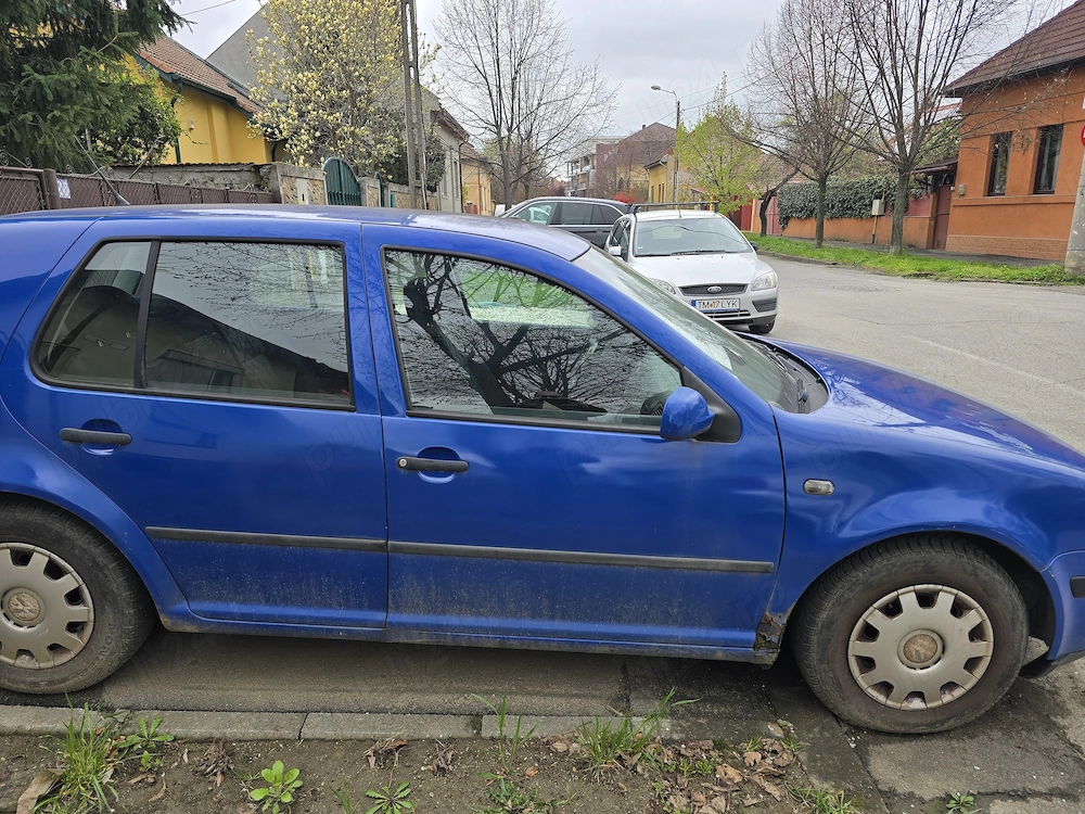 Vînd Golf4 2001 1.6 benzina 