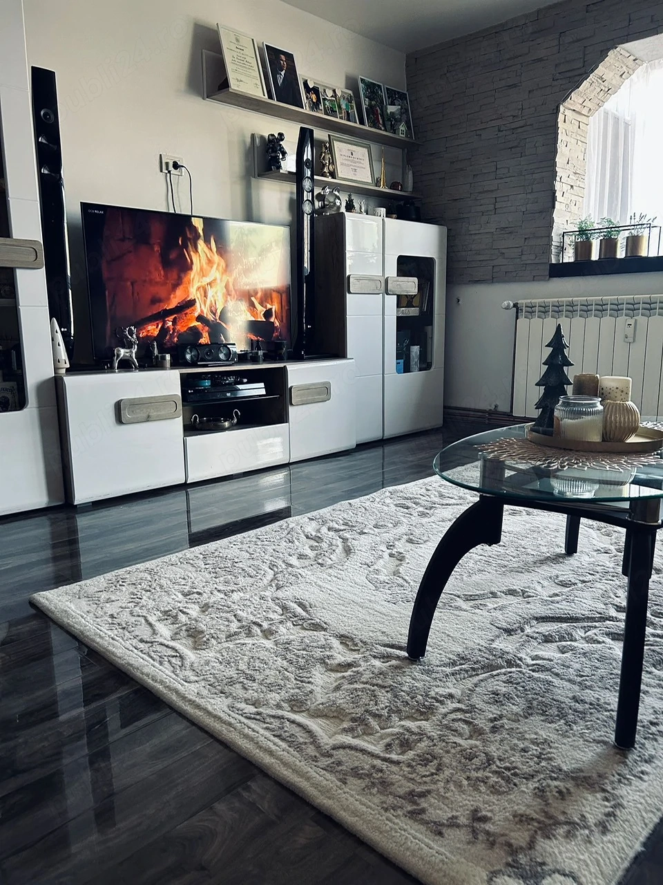 Vand apartament central - 4 camere