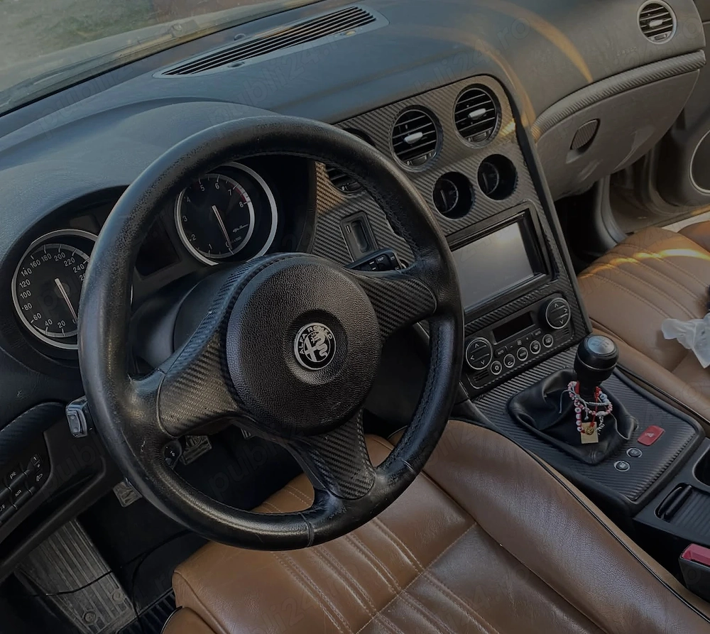 Vând Alfa Romeo 159 