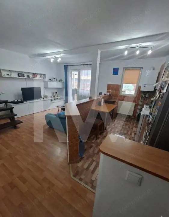 Apartament 3 camere, 2 bai, 2 balcoane de vânzare 75mp TEREZIAN