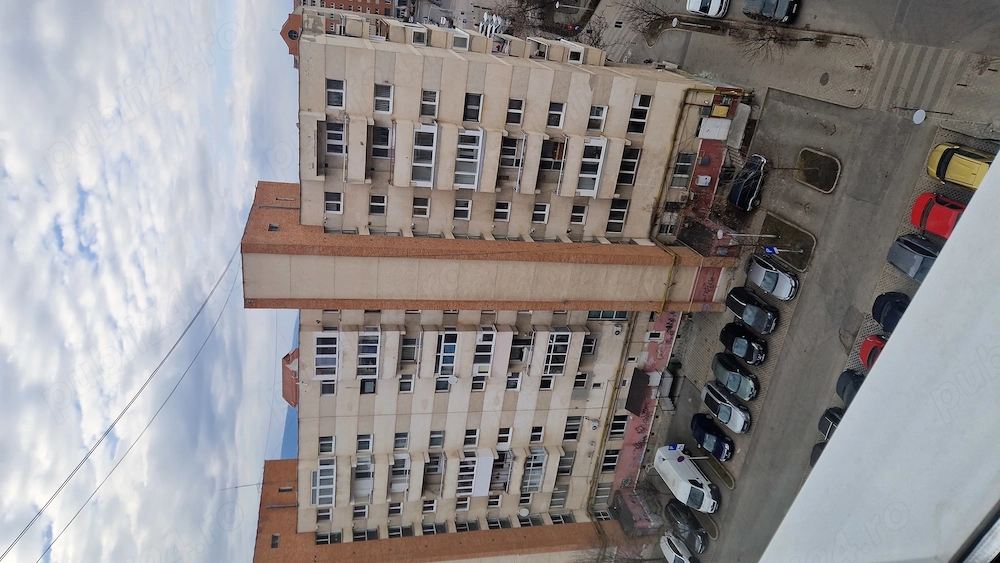 De vinzare:Apartament cu 3 camere Ultracentral în Miercurea Ciuc.!