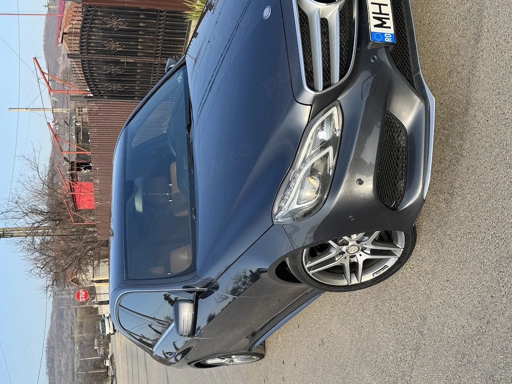 Vând Mercedes e300 Hybrid 