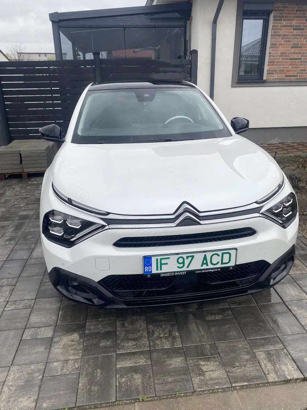 Citroen eC4X electric, baterie 50KW, autonomie 357KM