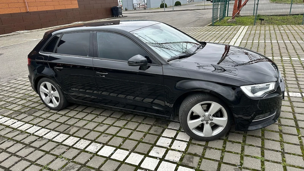  Vând Audi A3 Sportback, an 2014, motorizare 1.8 TFSI 180 CP, cutie automată DSG
