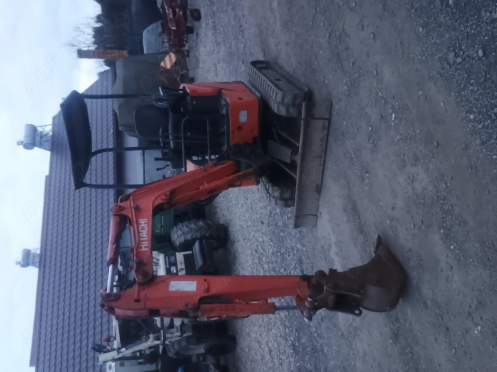 Miniexcavator Hitachi 1.8t recent adus 
