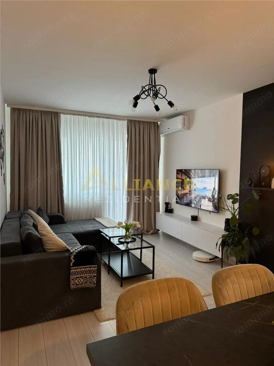 Apartament 2 camere decomandat de vanzare 58 mp  etaj 5 6  mobilat si utilat   parcare inclusa