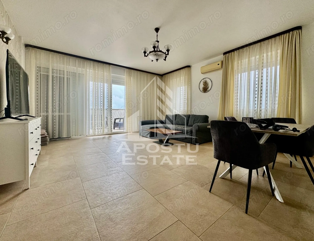 Penthouse 3 camere , 115mp utili, zona Uta