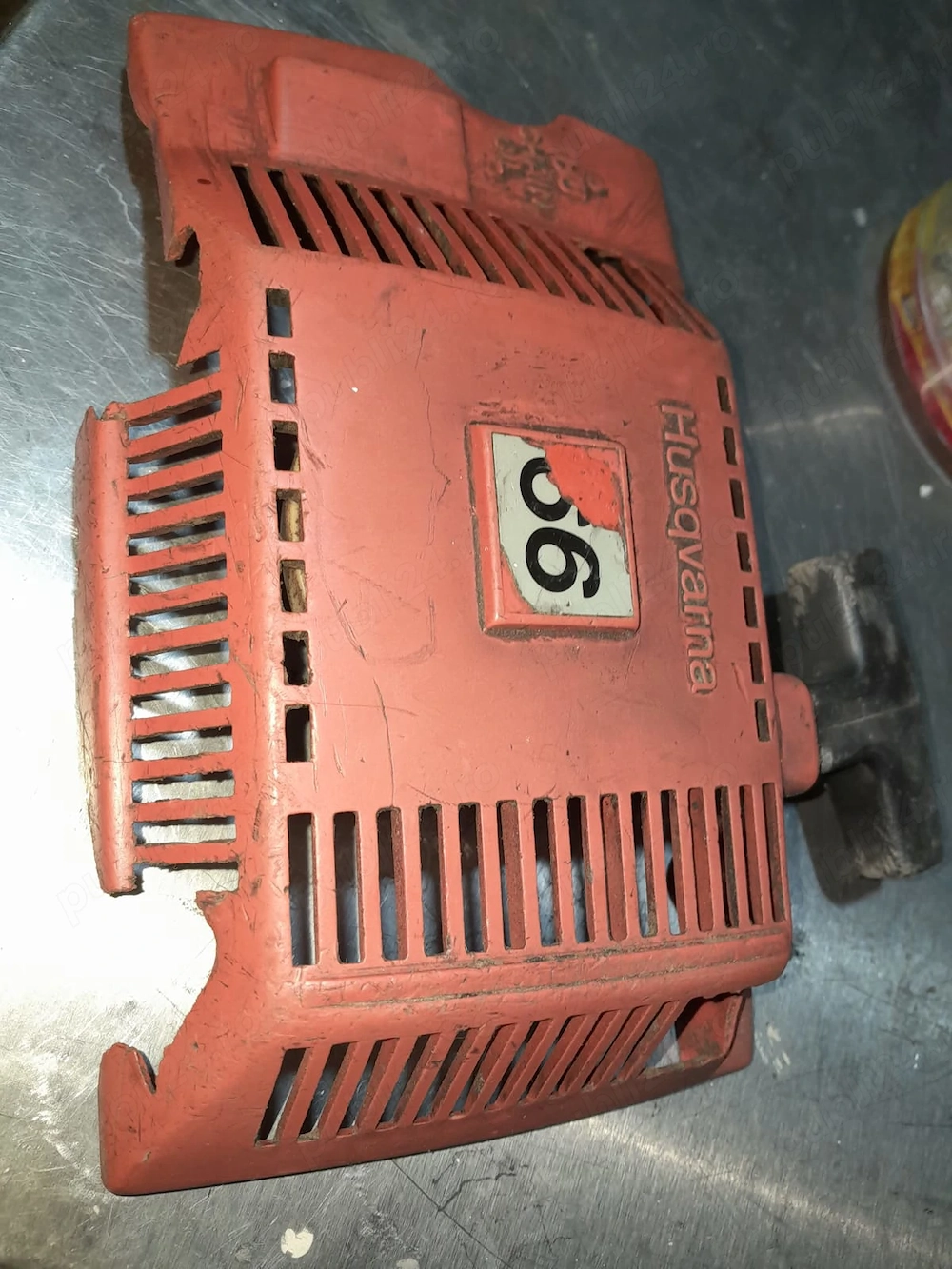 Caut capac demarou huzvarna 366.