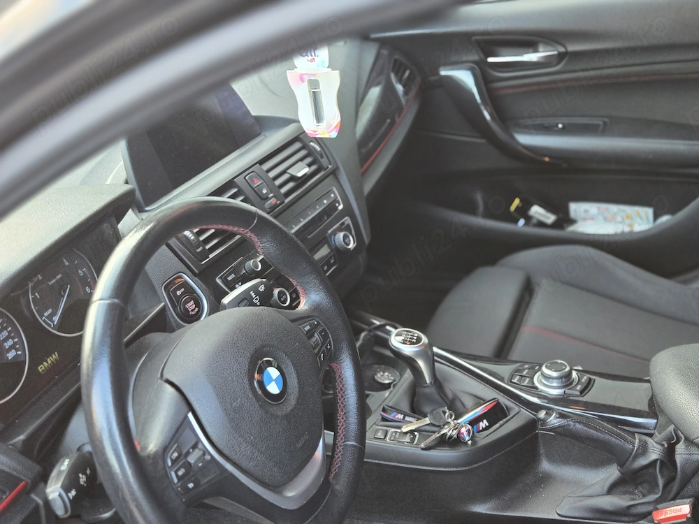 BMW seria 1 116ed Sport Line (an 2014)pachet M interior exterior din fabrică.