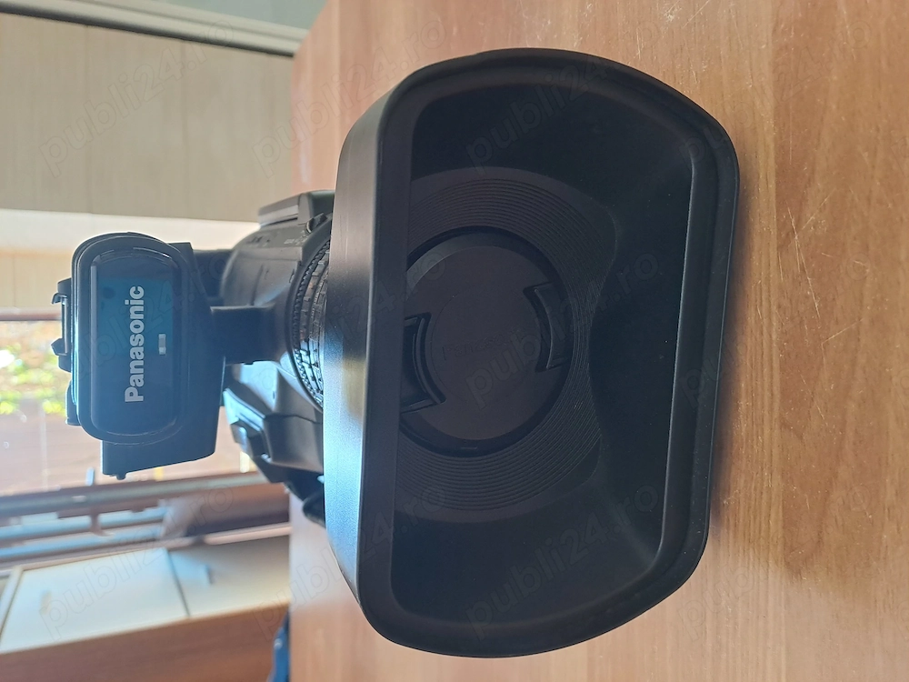 Vând camera de filmare 