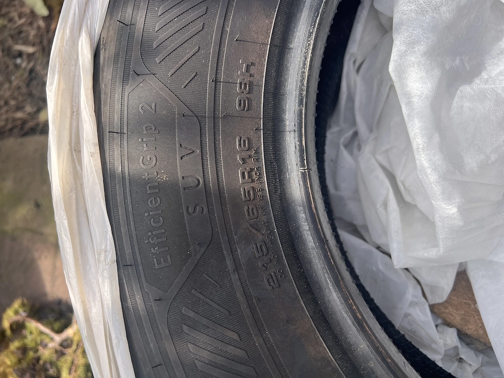 Cauciucuri noi 215/65 good year pentru vara