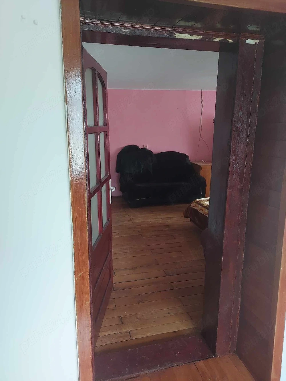 vând casă în zimandcuz 