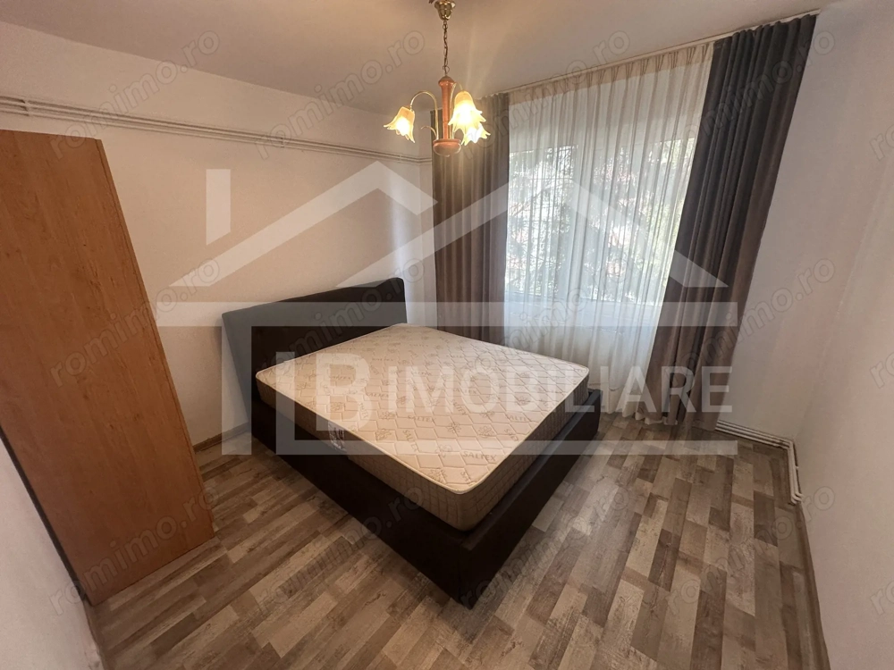 Apartament de 2 camere, 52mp, decomandat,  Zona Pandurilor