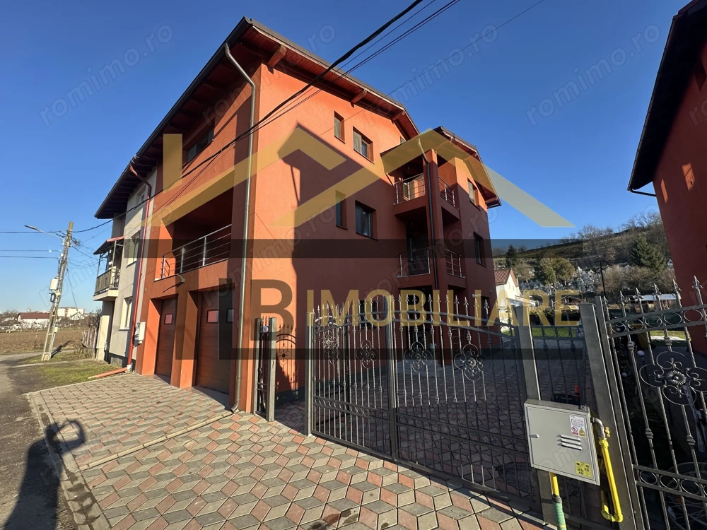 Casa cu 6 camere, 290mp, capacitate 14 persoane, Zona Cristesti