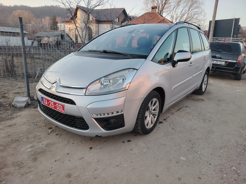 Vând Citroen Picasso 