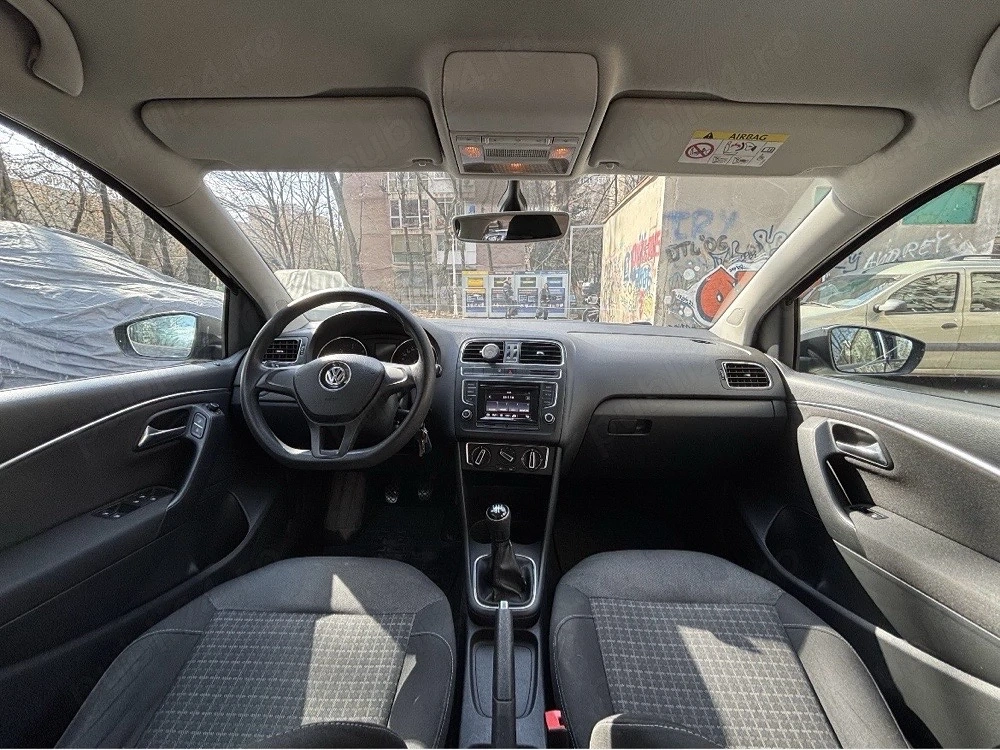 volkswagen polo 2015