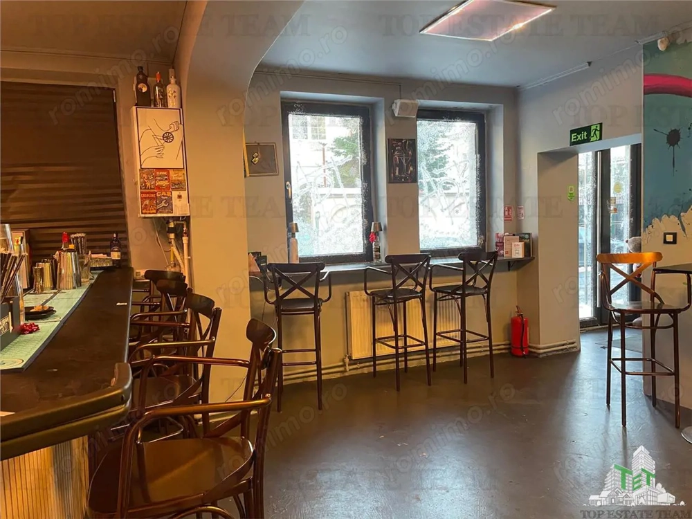 Ocazie! Spatiu comercial generos 93 mp cu foisor 50 mp zona selecta, parc Carol