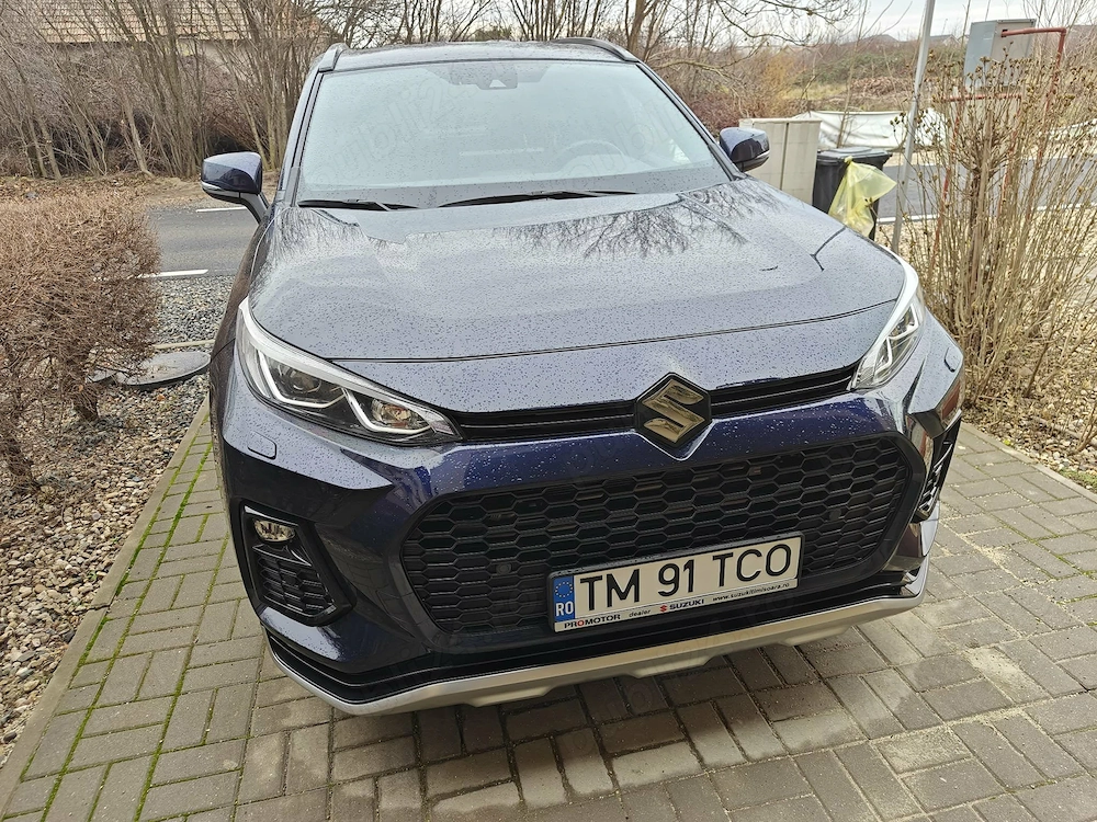 Suzuki Across   Toyota Rav4 PHEV 22000 km - 36500Eur