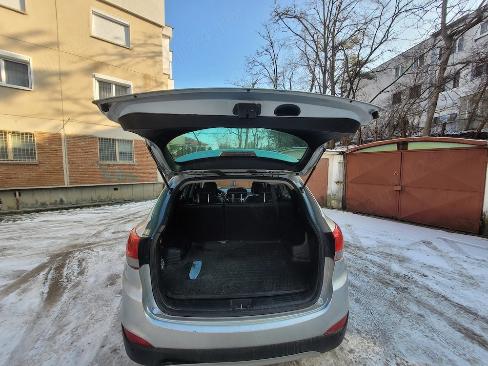 Vând Hiunday IX35 PRET 6600 negociabil