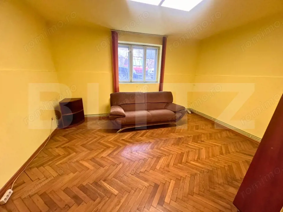 Apartament 80 mp, cabinet/birou, zona centrală