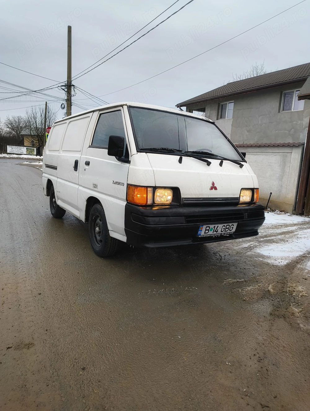 Mitsubishi L300 2.5 Diesel 1995   raritate, funcționează impecabil,Pretabil Retromobil