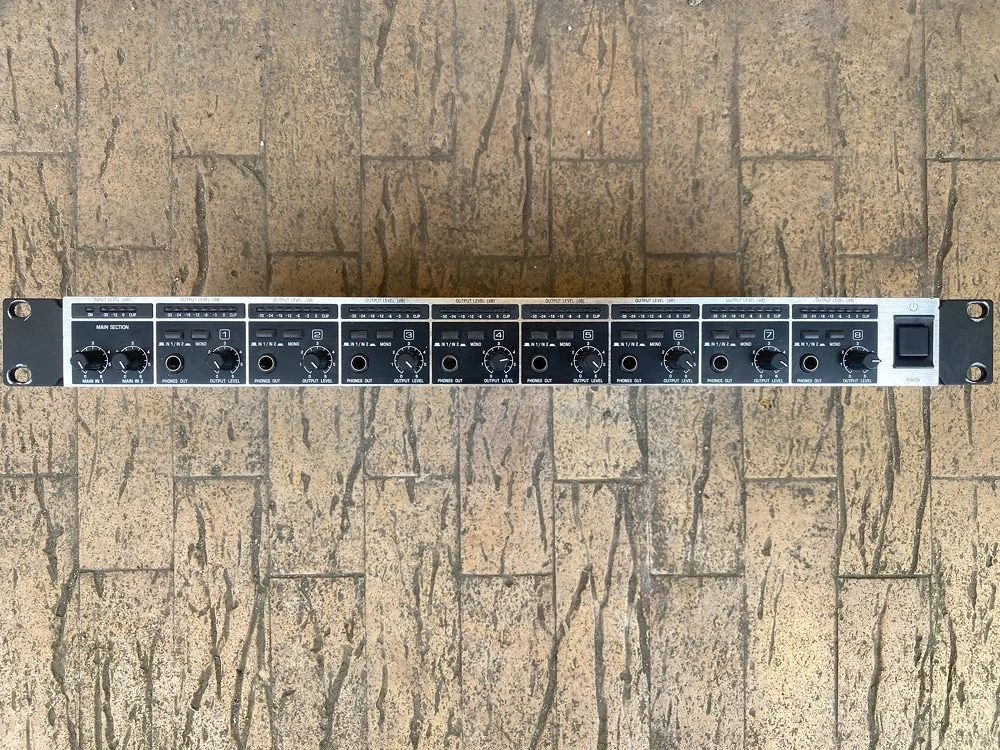 preamplificator casti Behringer PowerPlay Pro-8 HA 8000