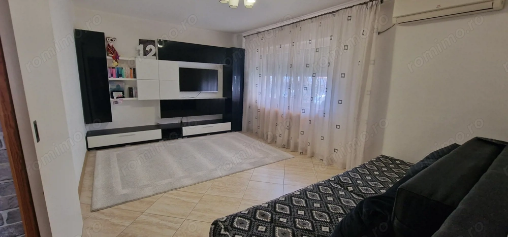 Anda, doua camere parter inalt.