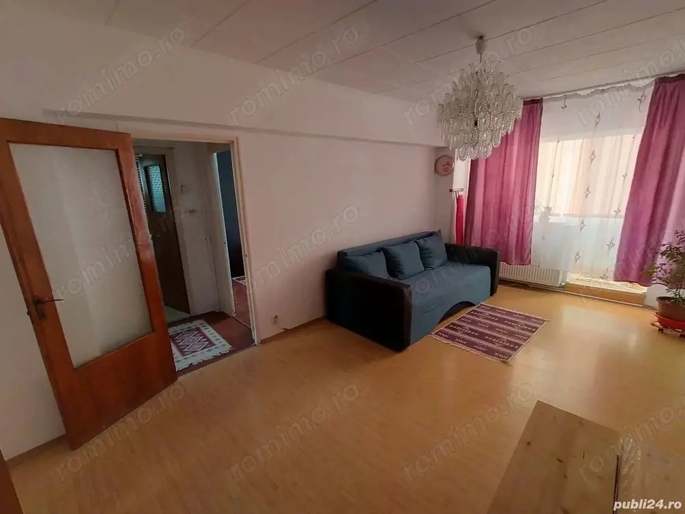 Apartament 2 camere, centrală proprie, parcare inclusă, Titan