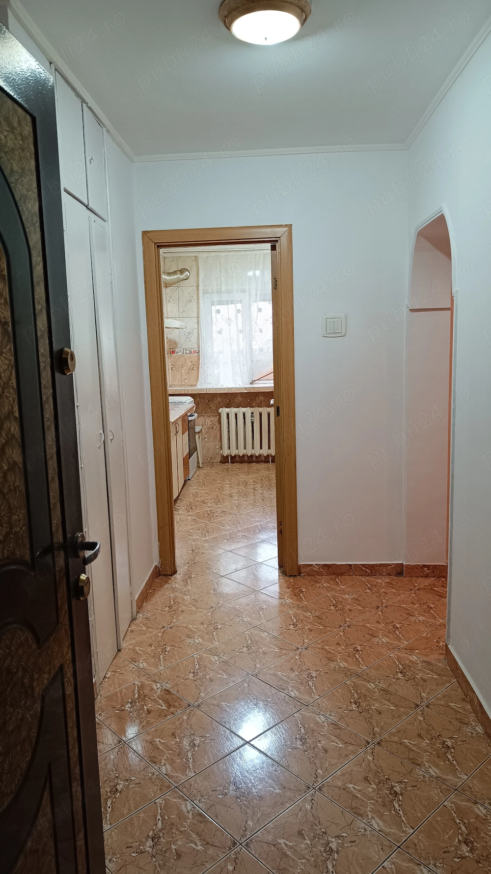 Vând apartament 2 camere cf.1 ,parter Gorjului,Militari