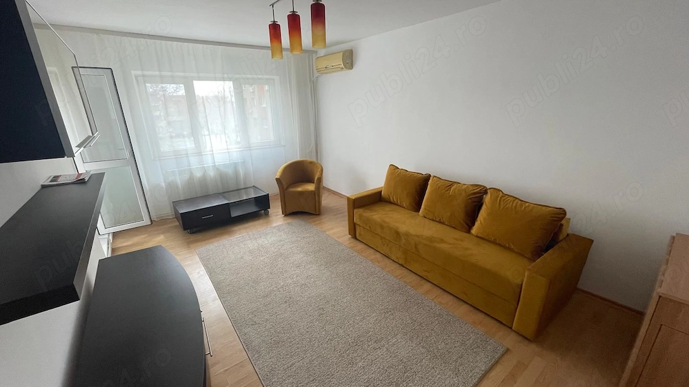 Inchiriez apartament 2 camere, decomandat, cf. 1
