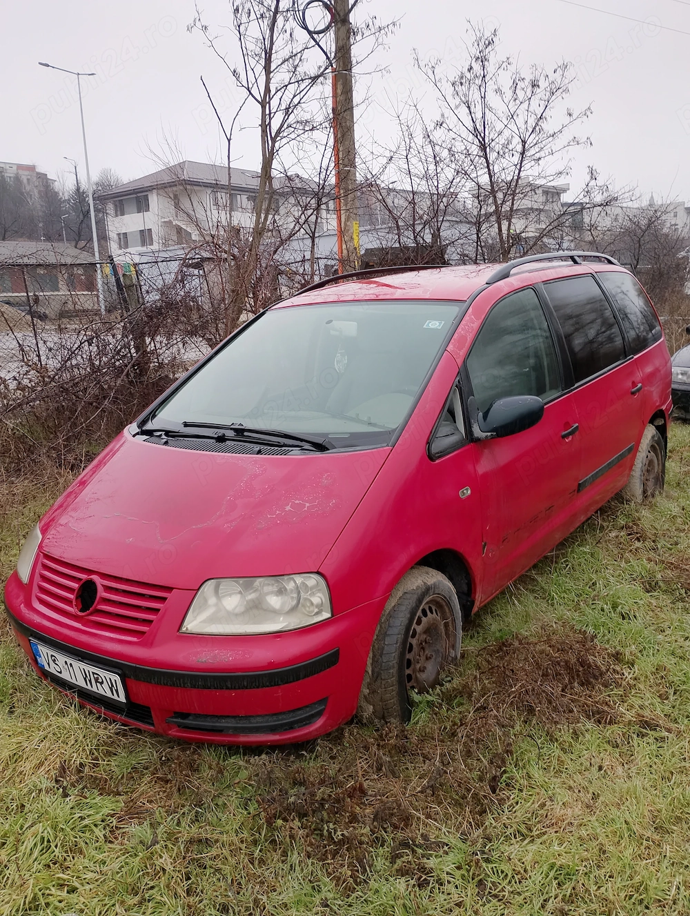 Vând vw sharan pentru piese