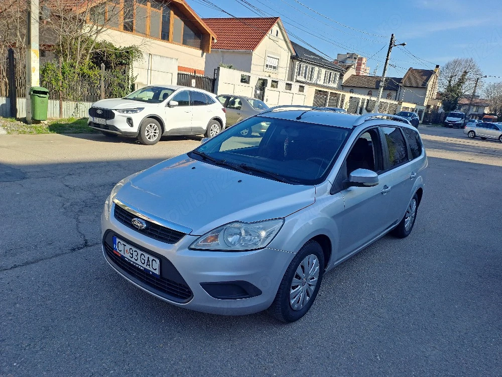 ford focus 2 facelift an fab 2011 motor 1.6d Euro5 bine întreținut 