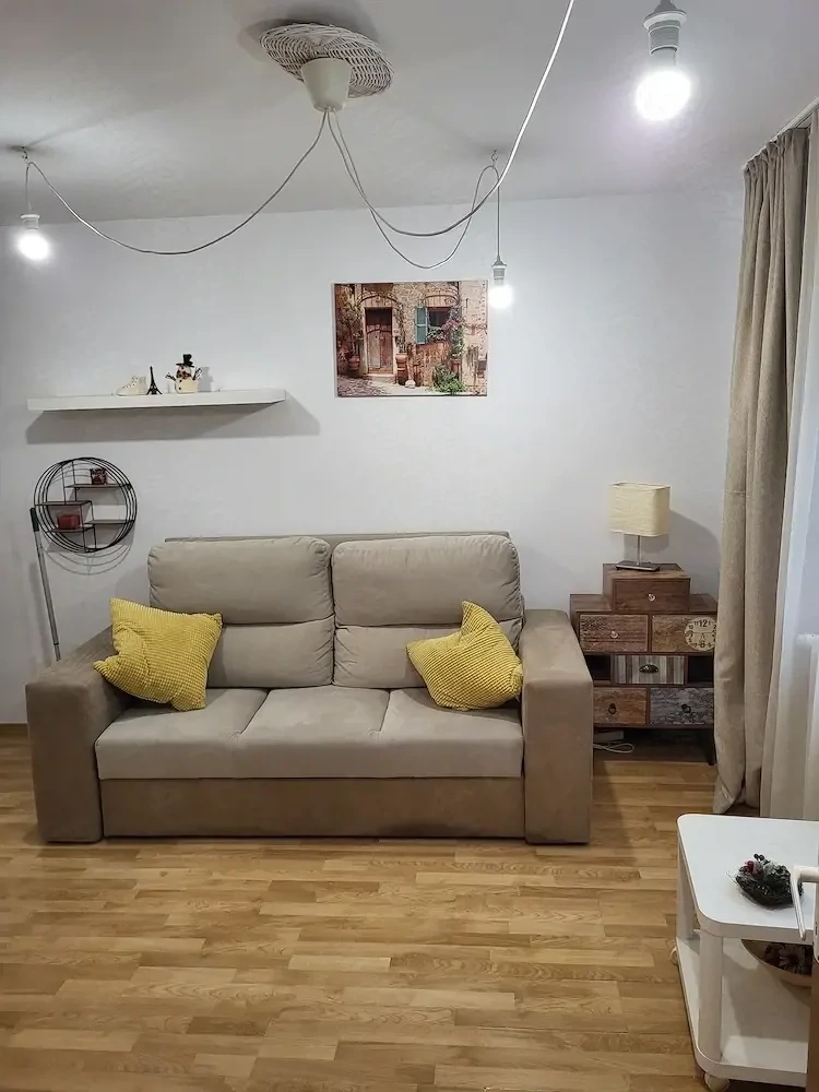 garsoniera teiul doamnei-facultatea de constructii