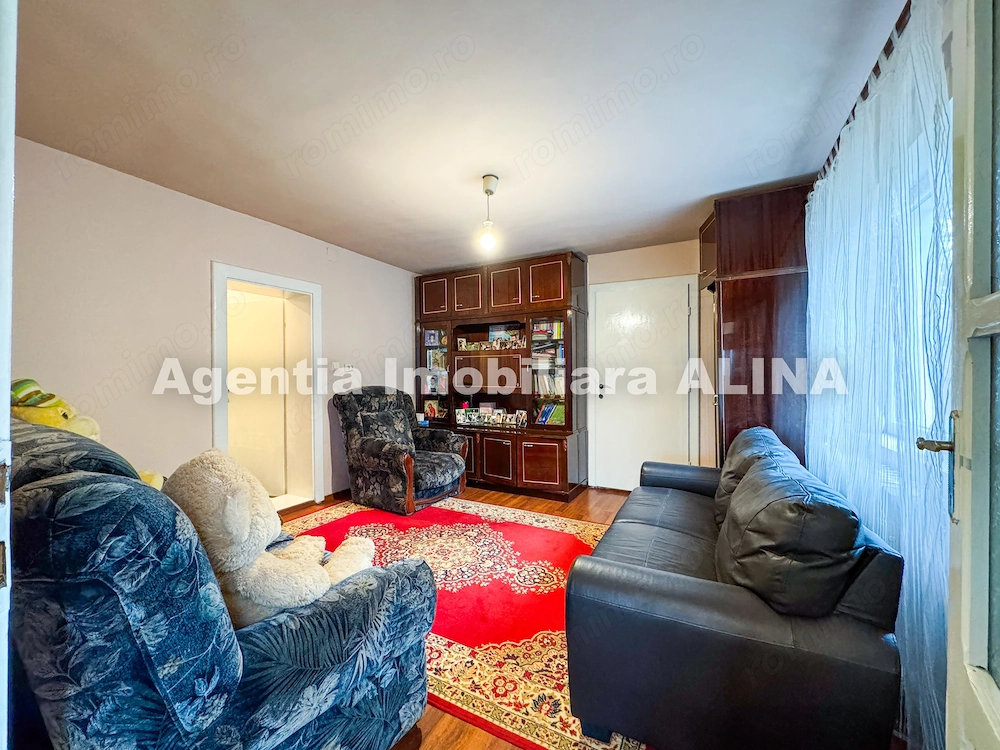 Casa si teren 2086 mp, in Satul Soimus din Comuna Soimus, Jud. Hunedoara, zona centrala.
