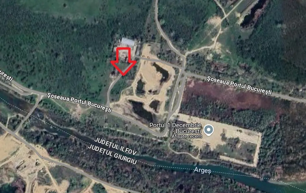 Teren 4 ha cu hale si posibilitate exploatare pietris langa Portul 1 Decembrie