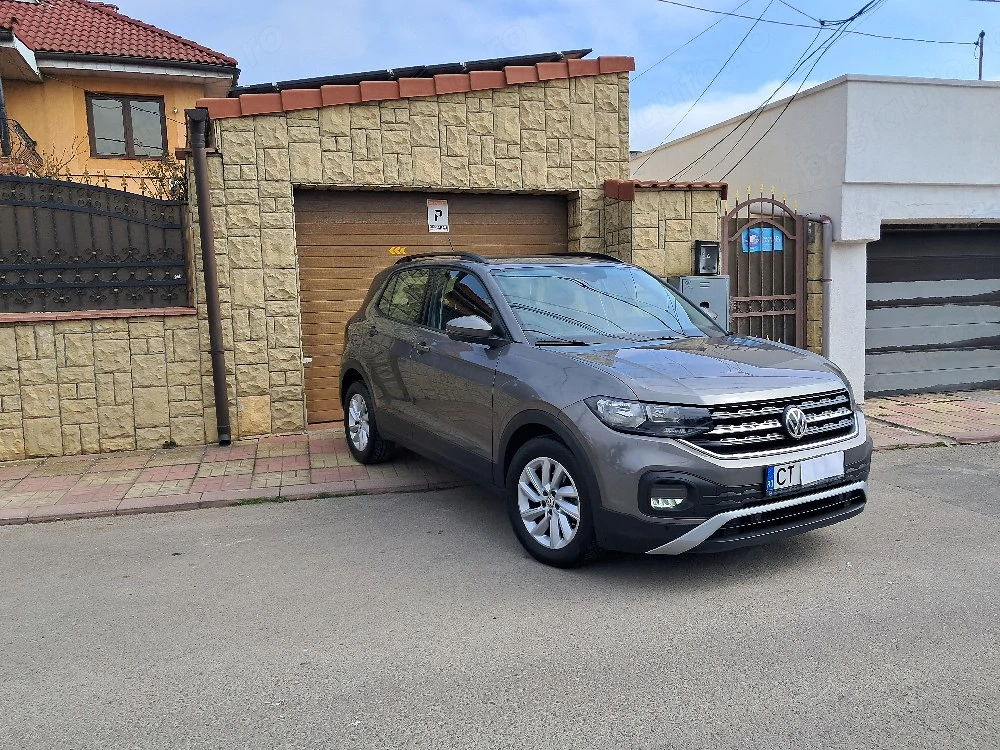 VOLKSWAGEN T-CROSS  - 2021- Stare Ca Nouă - - 76 .000 KM - Unic Proprietar - Full Options -