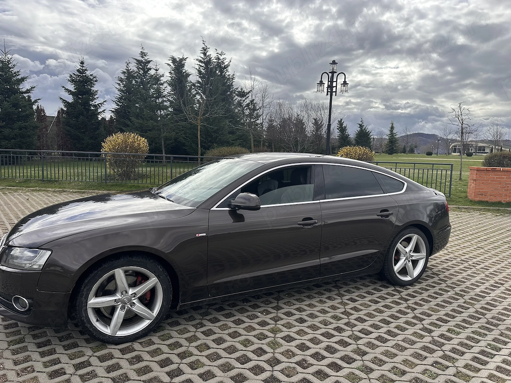 Vând Audi A5 
