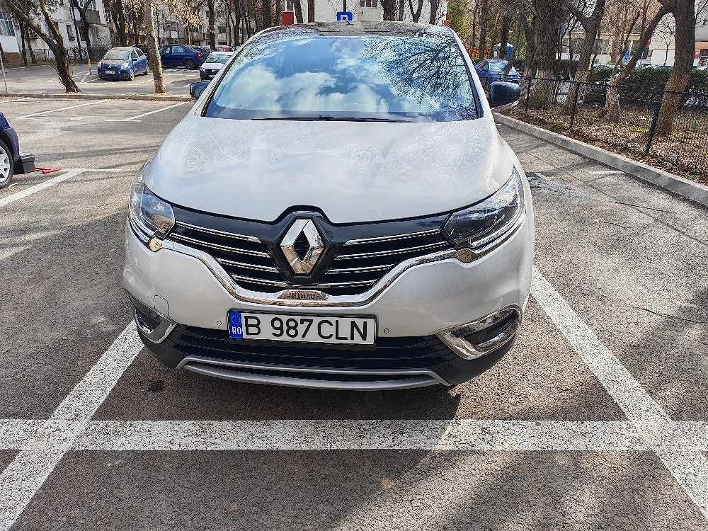 Renault Espace Initiale Paris