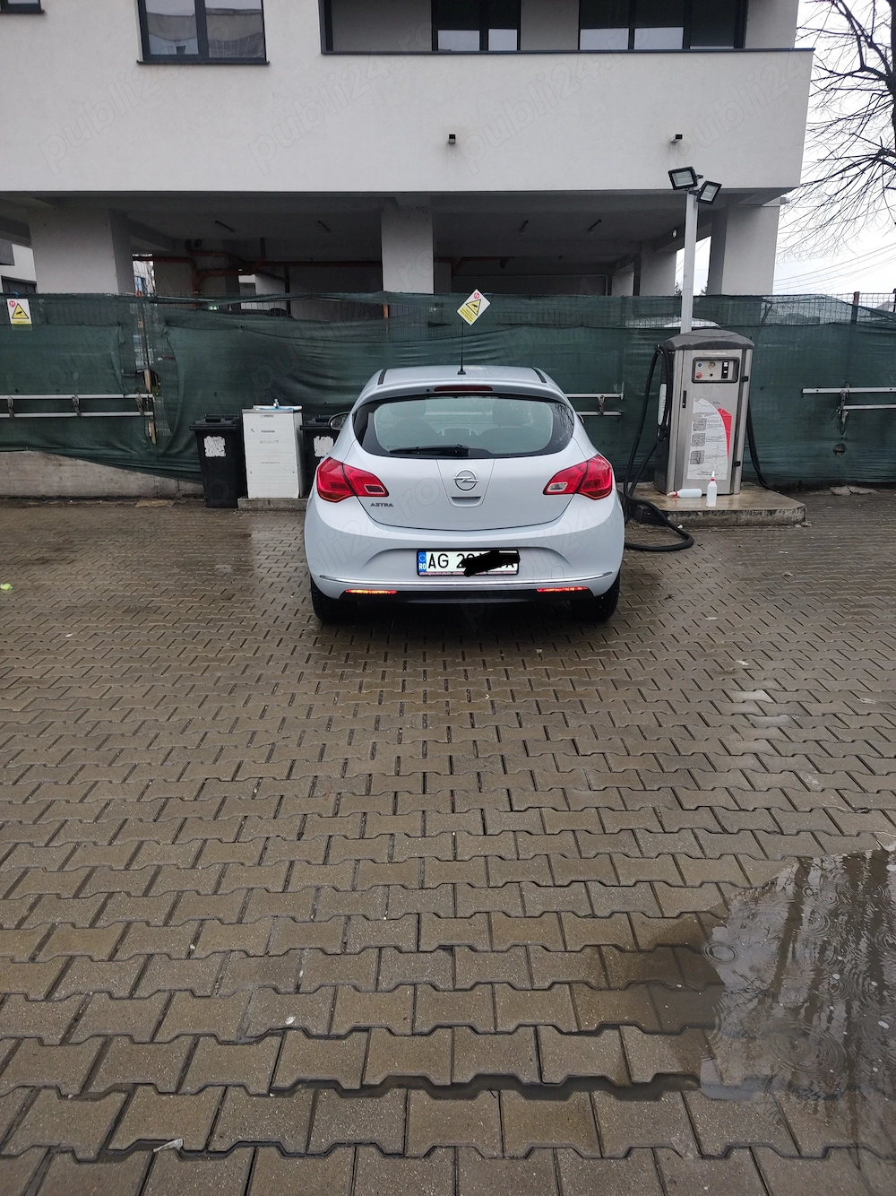 Vând Opel Astra j 2013,1.6 benzina și gpl 
