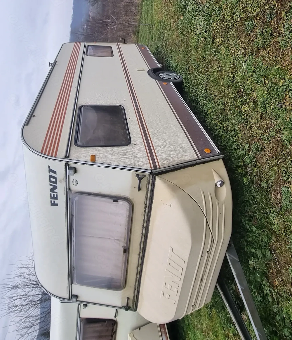 Rulota Fendt Joker 5m.4 pers inmatriculata in Ro.