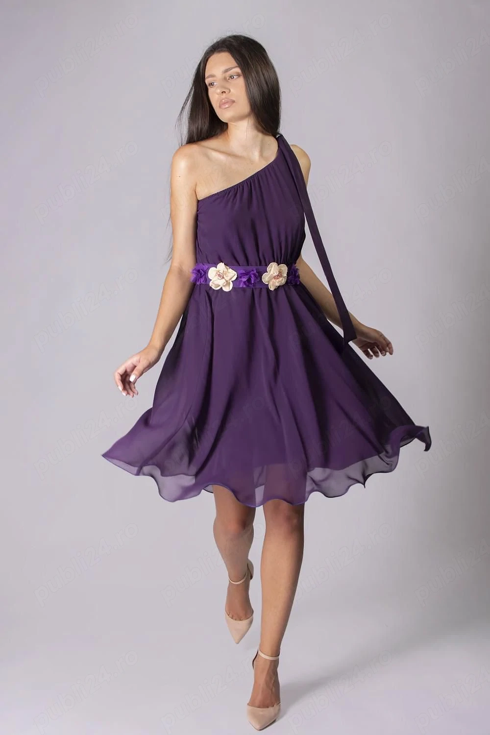 Articole vestimentare dama: rochii, camasi, fuste