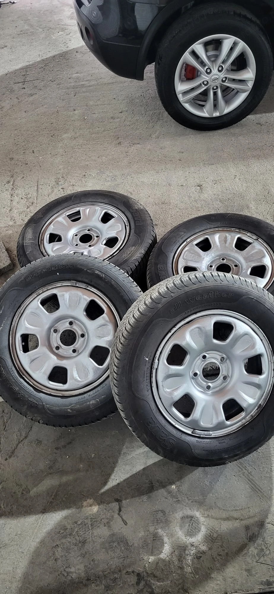 jante duster cu cauciucuri noi allseason 