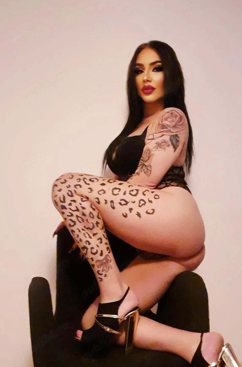 Teresa! Transexuala siliconata reala activa pasiva