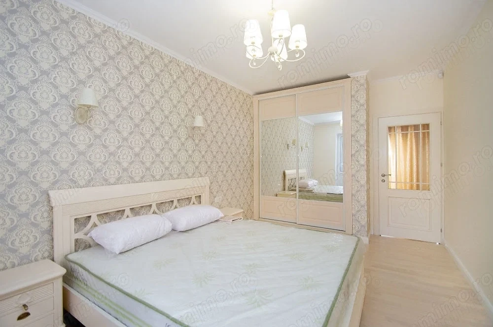 Apartament 3 camere decomandat, situat in zona Crangasi