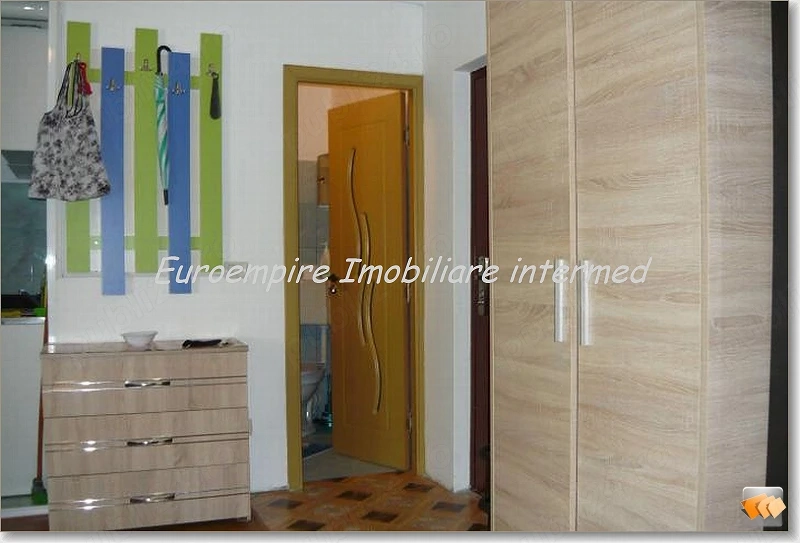 Garsoniera dubla de vanzare zona Tomis 3